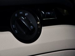 2013款 1.8TSI DSG 政府采购版