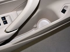 2013款 1.8TSI DSG 政府采购版