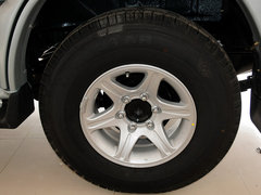 2009款 2.2L 手动 两驱 7座