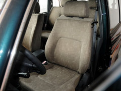 2009款 2.2L 手动 两驱 7座