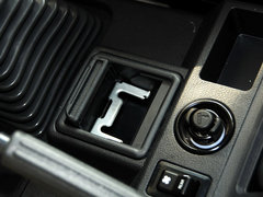 2009款 2.2L 手动 两驱 7座
