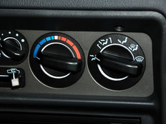2009款 2.2L 手动 两驱 7座