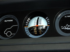 2009款 2.2L 手动 两驱 7座