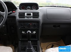 2009款 2.2L 手动 两驱 7座