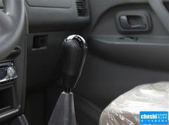 2009款 2.2L 手动 两驱 7座
