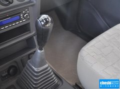 2009款 2.2L 手动 两驱 7座