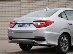 2013款 1.8L 自动 豪华版