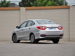 2013款 1.8L 自动 豪华版