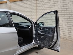 2013款 1.8L 自动 豪华版
