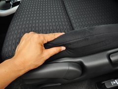 2013款 1.8L 自动 豪华版
