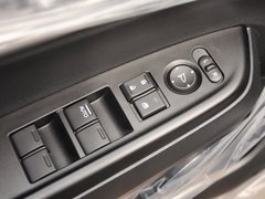 2013款 1.8L 自动 豪华版