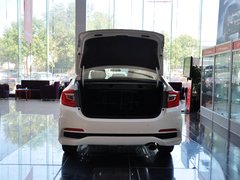 2013款 1.8L 自动 豪华版