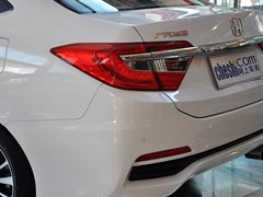 2013款 1.8L 自动 豪华版