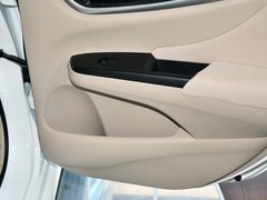 2013款 1.8L 自动 豪华版