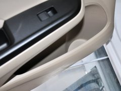 2013款 1.8L 自动 豪华版