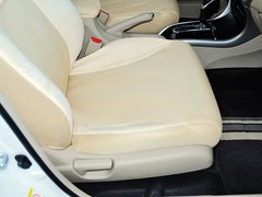 2013款 1.8L 自动 豪华版