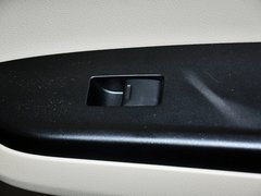 2013款 1.8L 自动 豪华版