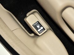 2013款 1.8L 自动 豪华版