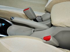 2013款 1.8L 自动 豪华版