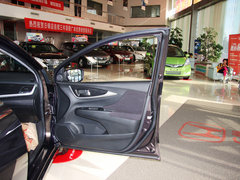2013款 1.8L 自动 旗舰版