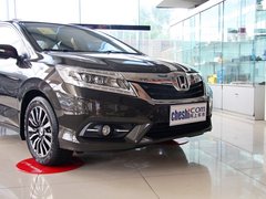 2013款 1.8L 自动 旗舰版