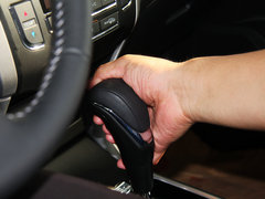 2013款 1.8L 自动 旗舰版