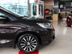 2013款 1.8L 自动 旗舰版