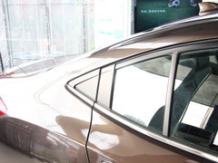 2013款 1.8L 自动 旗舰版