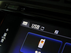 2013款 1.8L 自动 旗舰版