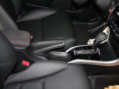 2013款 1.8L 自动 旗舰版