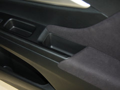 2013款 1.8L 自动 旗舰版