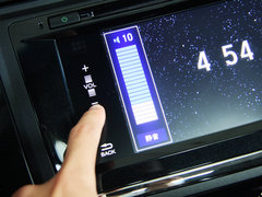 2013款 1.8L 自动 旗舰版
