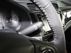2013款 1.8L 自动 旗舰版