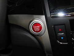 2013款 1.8L 自动 旗舰版