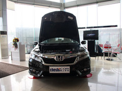 2013款 1.8L 自动 旗舰版