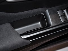 2013款 1.8L 自动 旗舰版