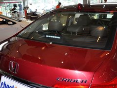 2013款 1.8L 自动 旗舰版