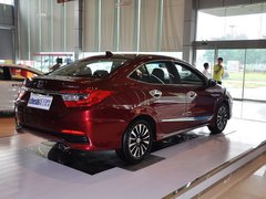 2013款 1.8L 自动 旗舰版
