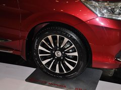 2013款 1.8L 自动 旗舰版