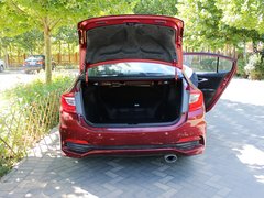 2013款 1.8L 自动 旗舰版