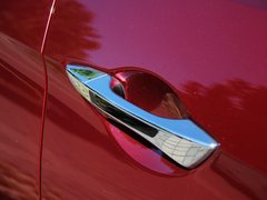 2013款 1.8L 自动 旗舰版