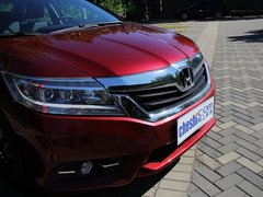 2013款 1.8L 自动 旗舰版