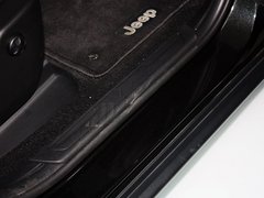 大切诺基(进口) 2014款 3.6L 自动 旗舰尊悦版 5座
