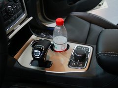 2014款 3.6L 自动 精英导航版 5座