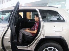 2014款 3.6L 自动 精英导航版 5座