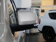 2014款 3.6L 自动 精英导航版 5座