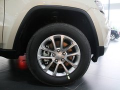 2014款 3.6L 自动 精英导航版 5座