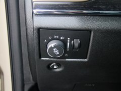 2014款 3.6L 自动 精英导航版 5座