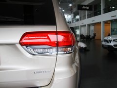 2014款 3.6L 自动 精英导航版 5座