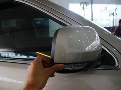 2014款 3.6L 自动 精英导航版 5座